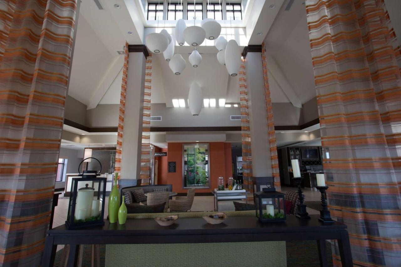 Hilton Garden Inn Bolingbrook I-55 מראה חיצוני תמונה