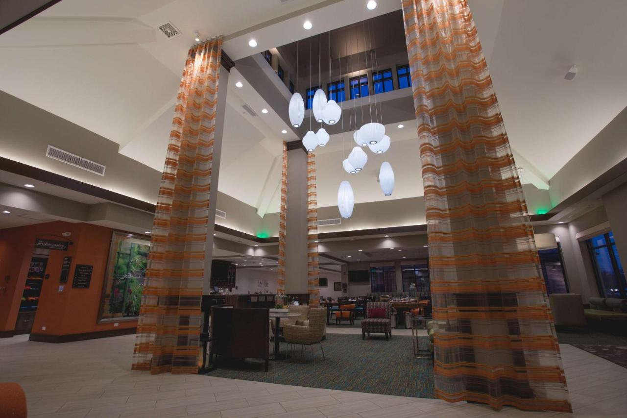 Hilton Garden Inn Bolingbrook I-55 מראה חיצוני תמונה