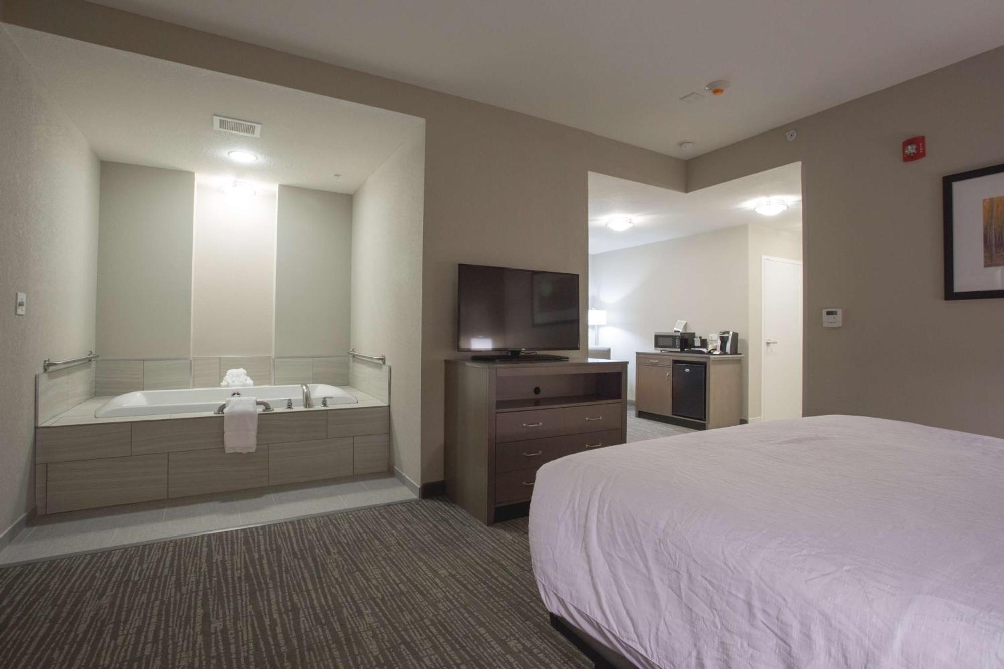 Hilton Garden Inn Bolingbrook I-55 מראה חיצוני תמונה
