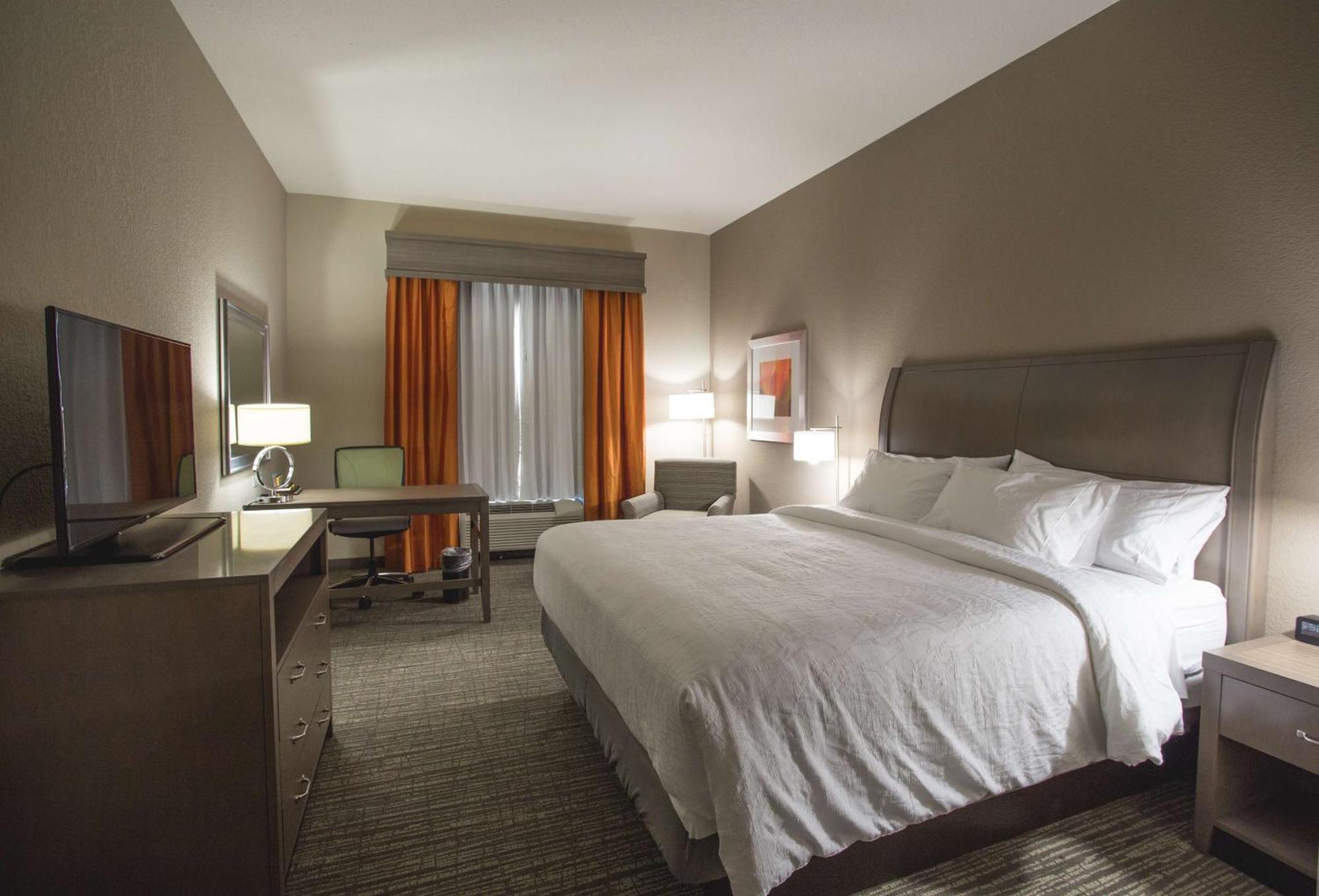 Hilton Garden Inn Bolingbrook I-55 מראה חיצוני תמונה