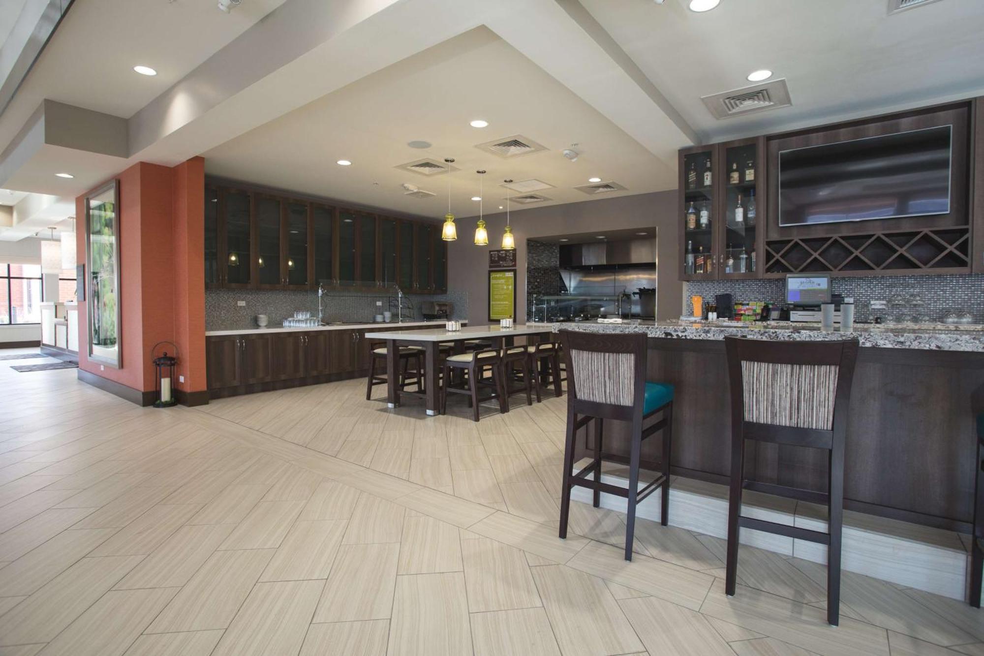 Hilton Garden Inn Bolingbrook I-55 מראה חיצוני תמונה